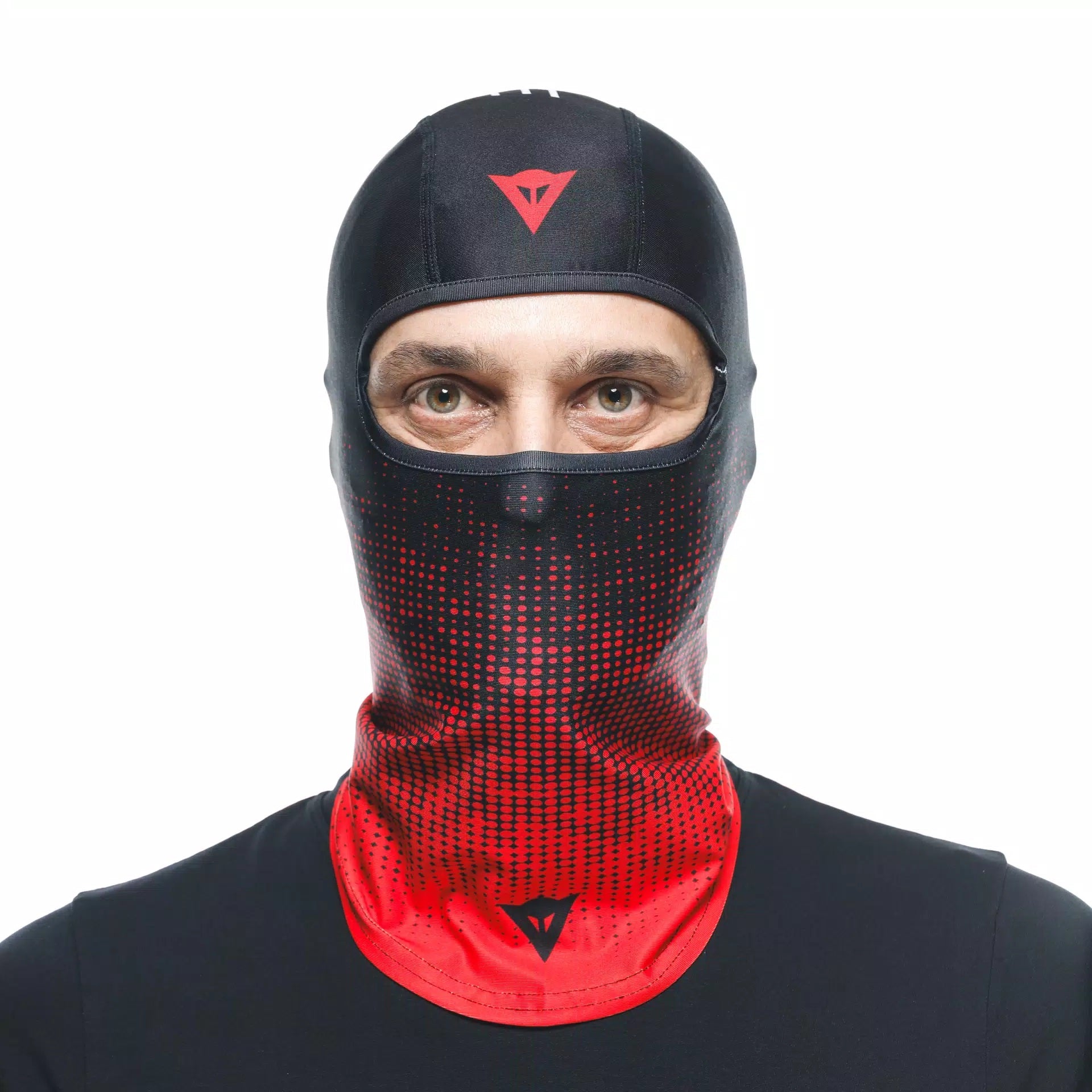 Dainese Sturmhaube Schwarz/Rot mit Dainese Logo | 201910000681L001