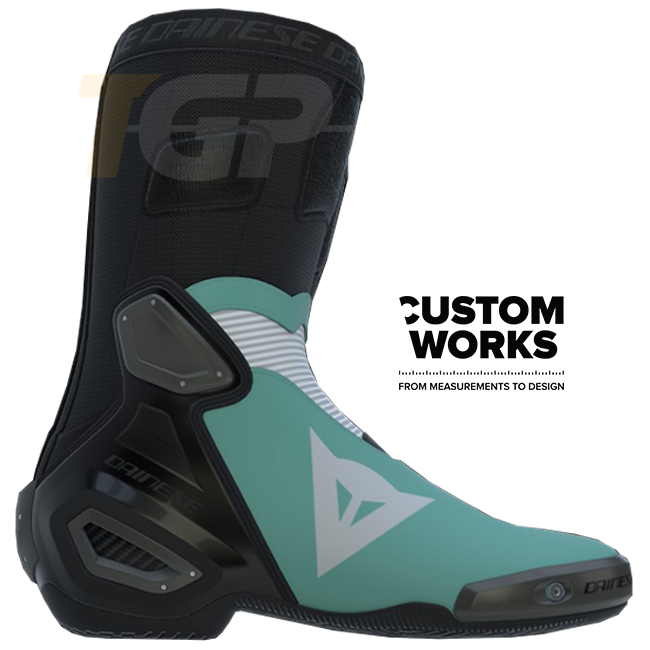 Dainese Axial 2 Racing und Straßen Motorradstiefel | Herren | Sardinia Sea Blau / Weiß | Custom Works