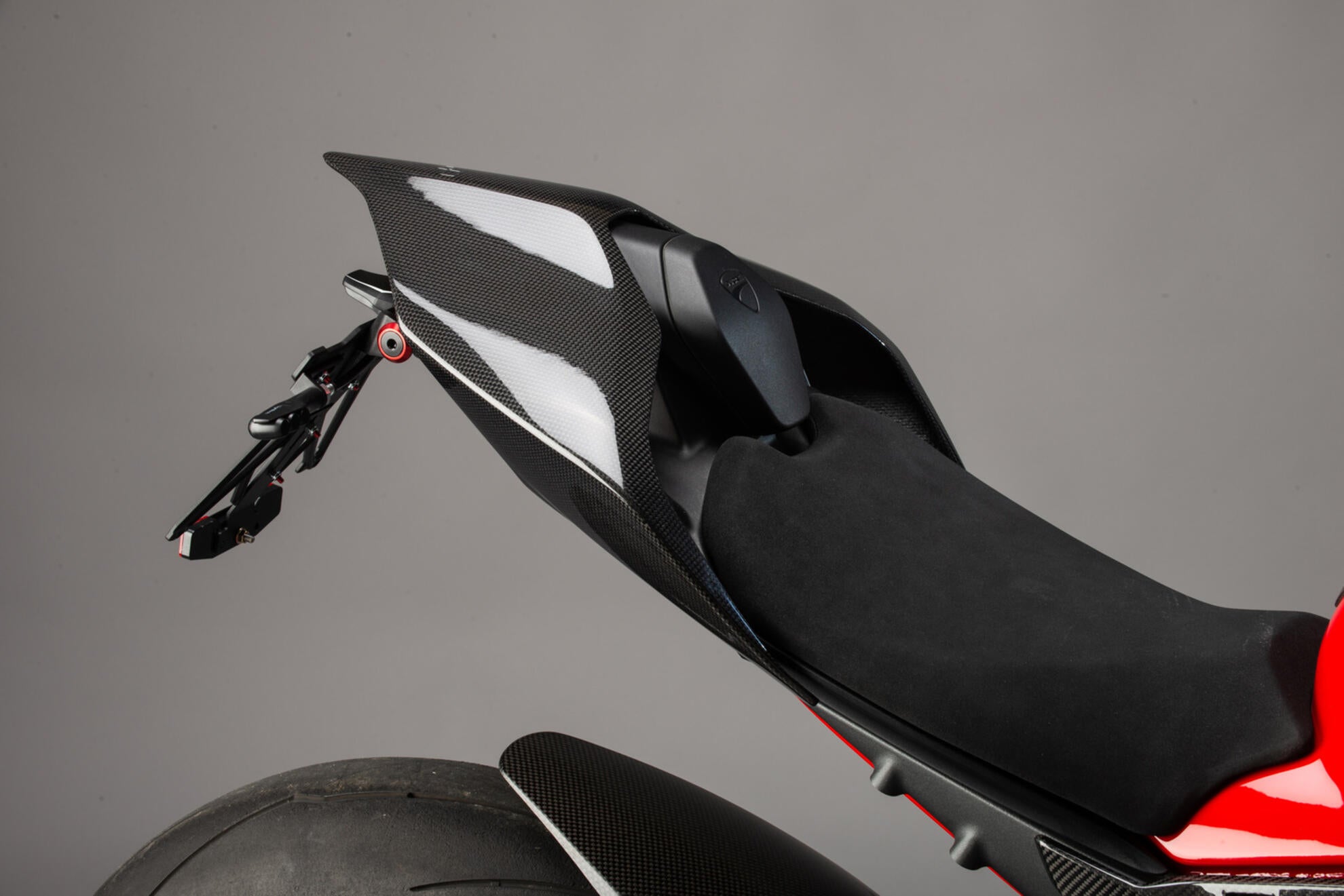 Heckverkleidung Carbon LighTech Ducati Panigale V4/S/R (18-24) CARD0890