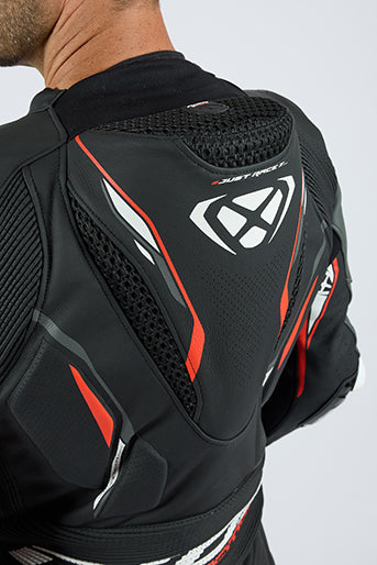 IXON Demonio Einteiler Lederkombi – Perforierter Rennanzug | Herren | Schwarz/Weiß/Rot