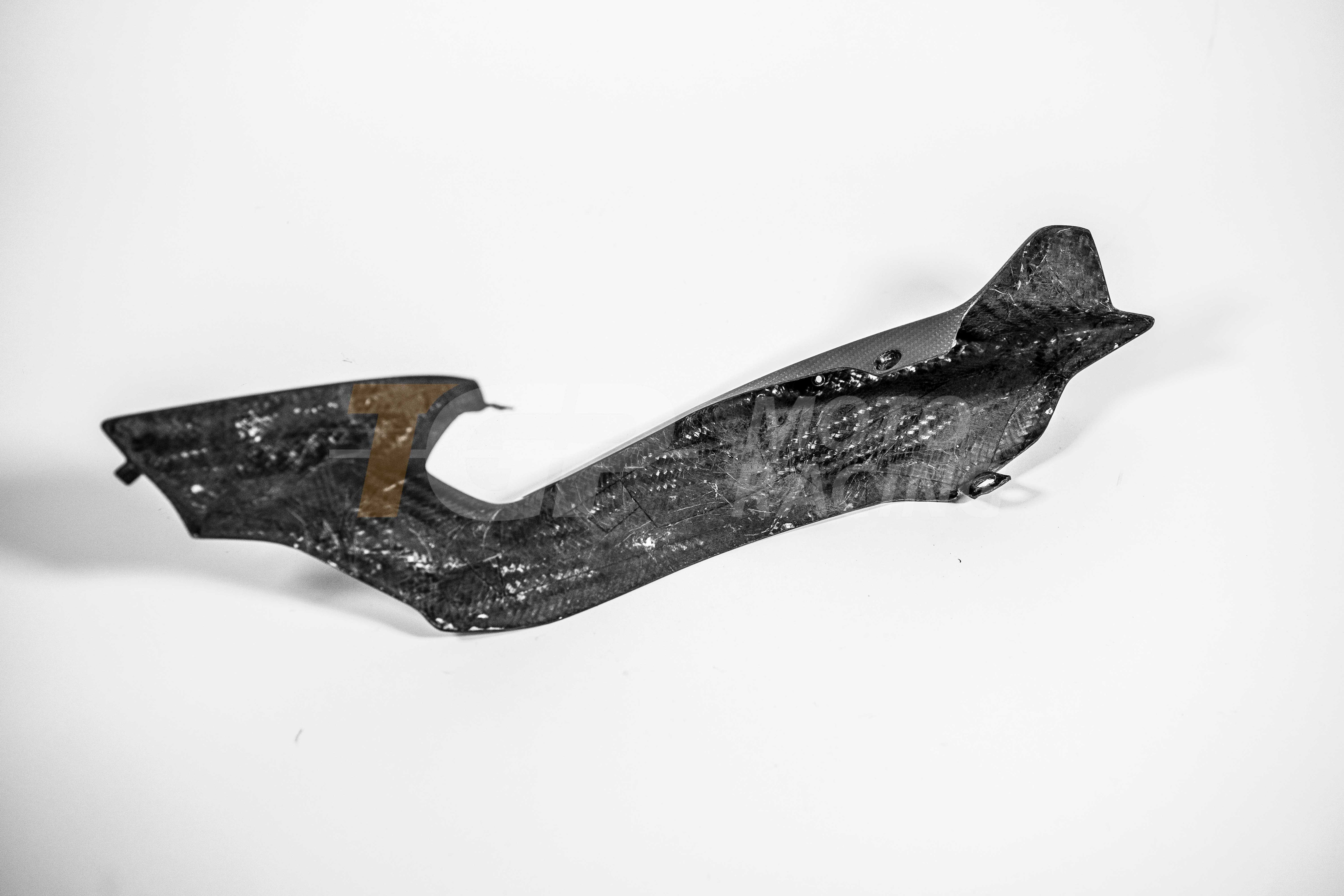 Heckverkleidung rechts 200g Carbon AP Carbon Line Ducati Panigale V4/S/R (25-26)