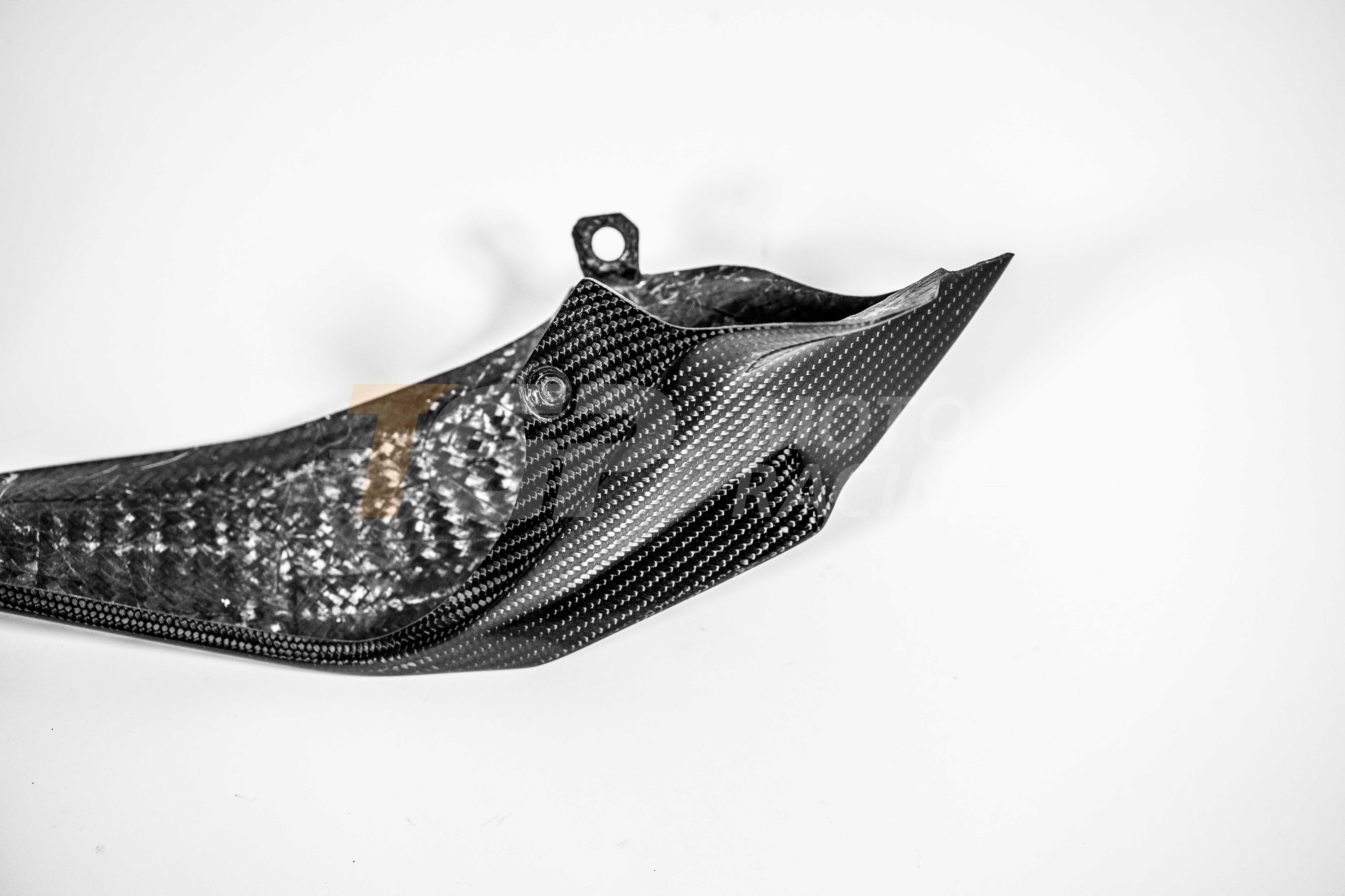 Heckverkleidung links 200g Carbon AP Carbon Line Ducati Panigale V4/S/R (25-26)