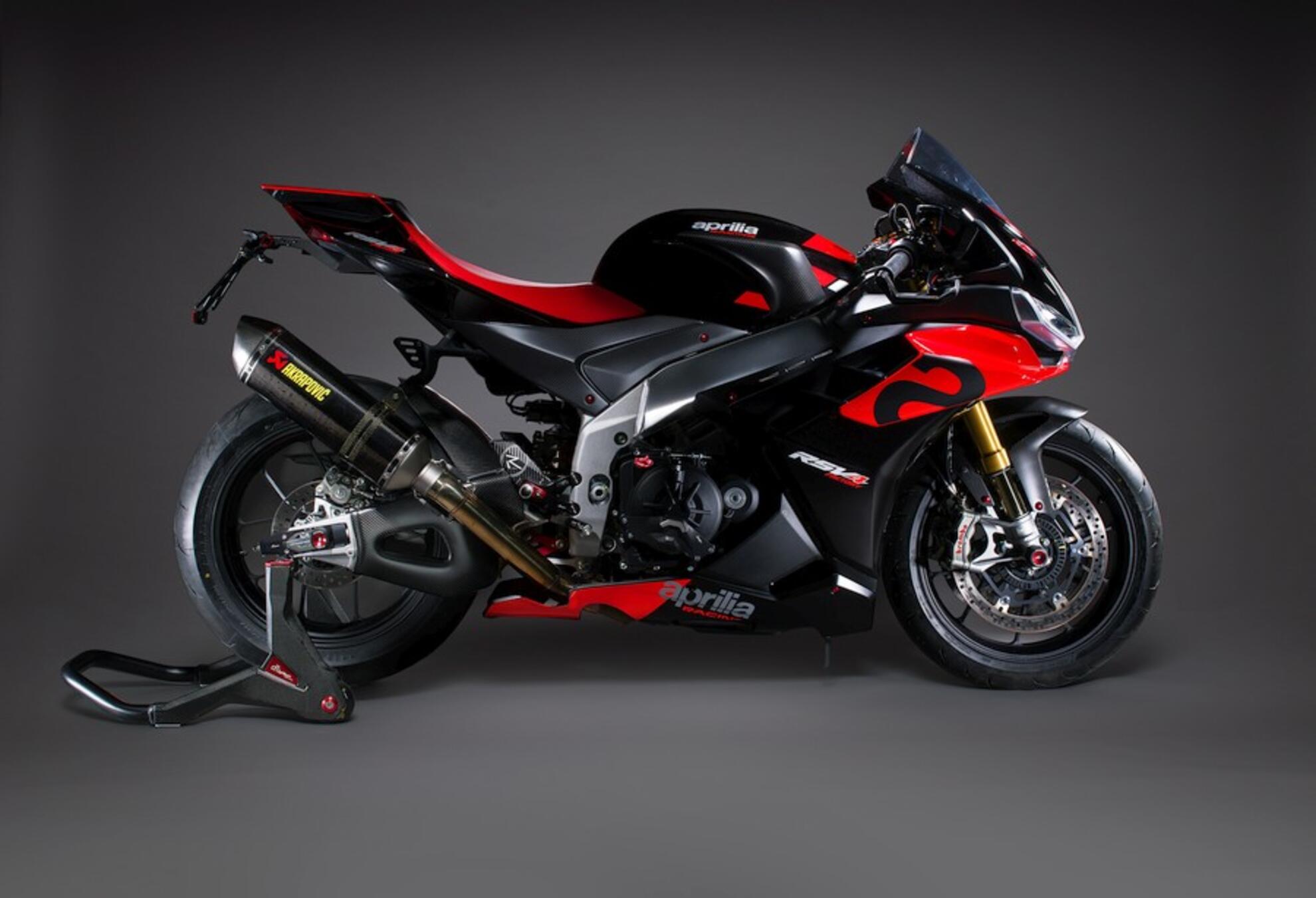 Fußrastenanlage R LighTech Aprilia RSV4/RF/RR/1100 Factory (17-26) FTRAP005R