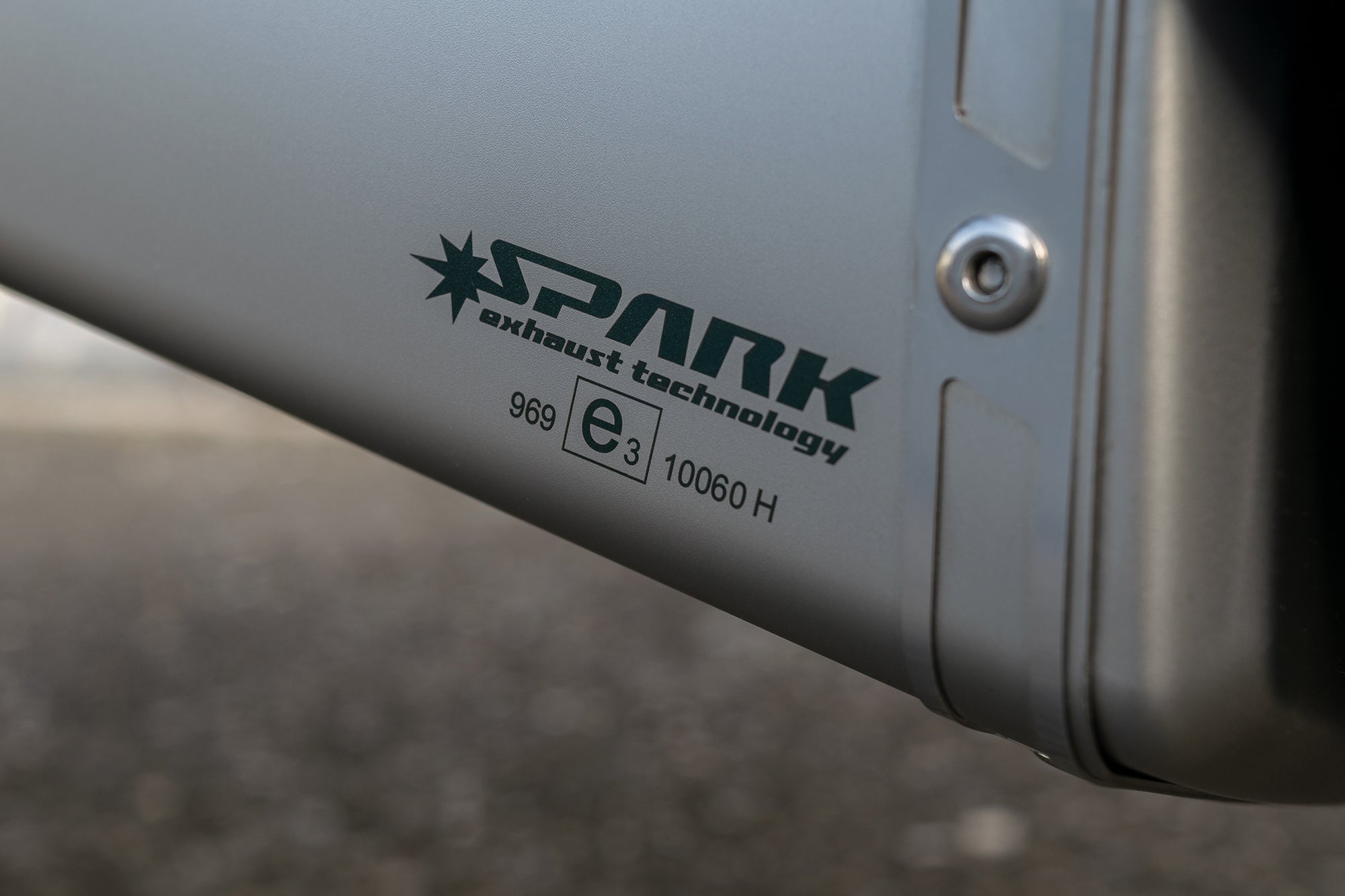 Spark Exhaust Halbkomplette Anlage Satz Grid-O Euro5 Standard Mount Triumph Street Triple 765 R/RS (20-22) GTR0503TOM
