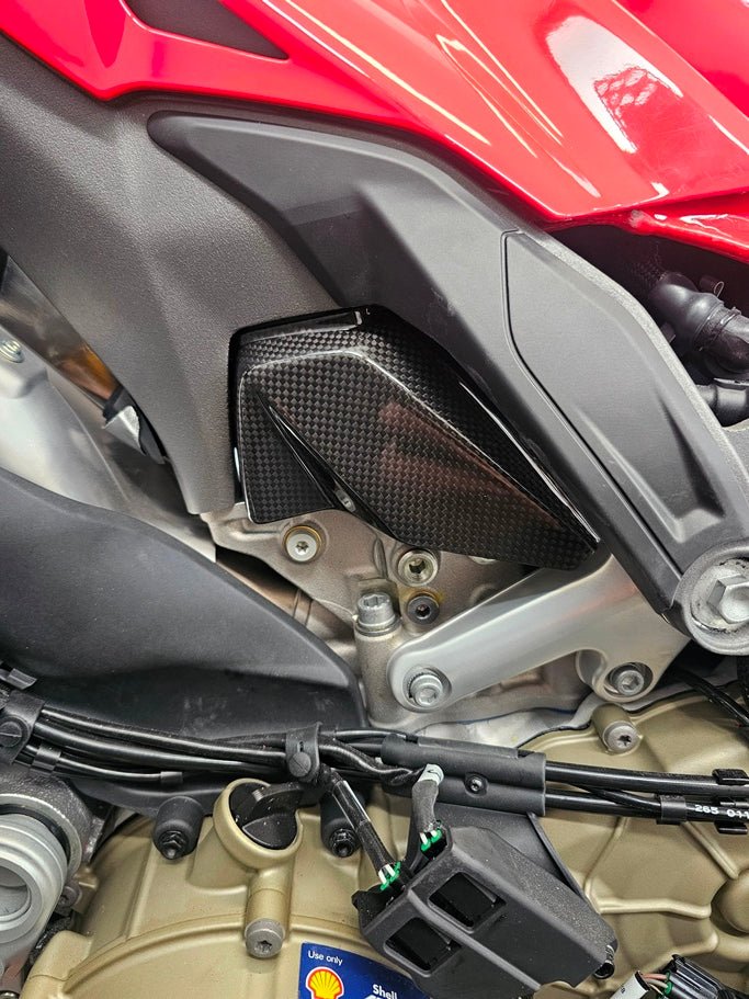Zylinderkopfabdeckungen Oben Set Carbon Fullsix Ducati Panigale V4/S (25-26)