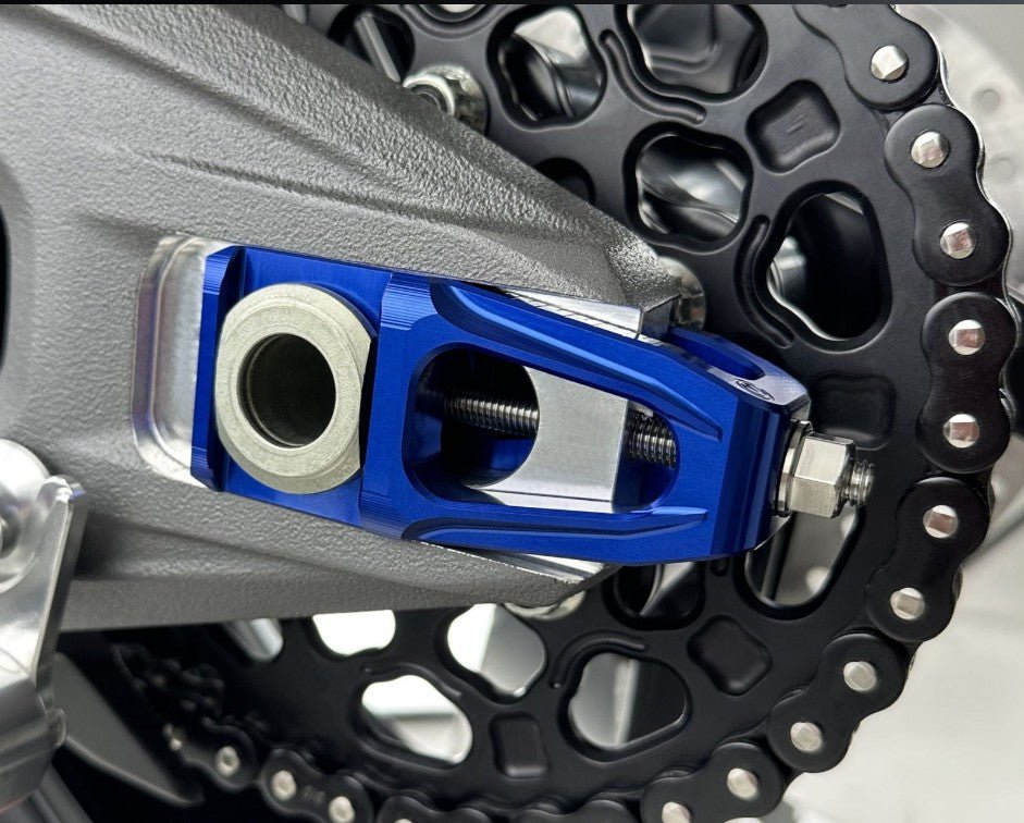 Kettenspanner Kit mit Bremssattelhalter und Brembo P2-24 64mm X206001 Motocorse Ducati Panigale V4/S (25-26)