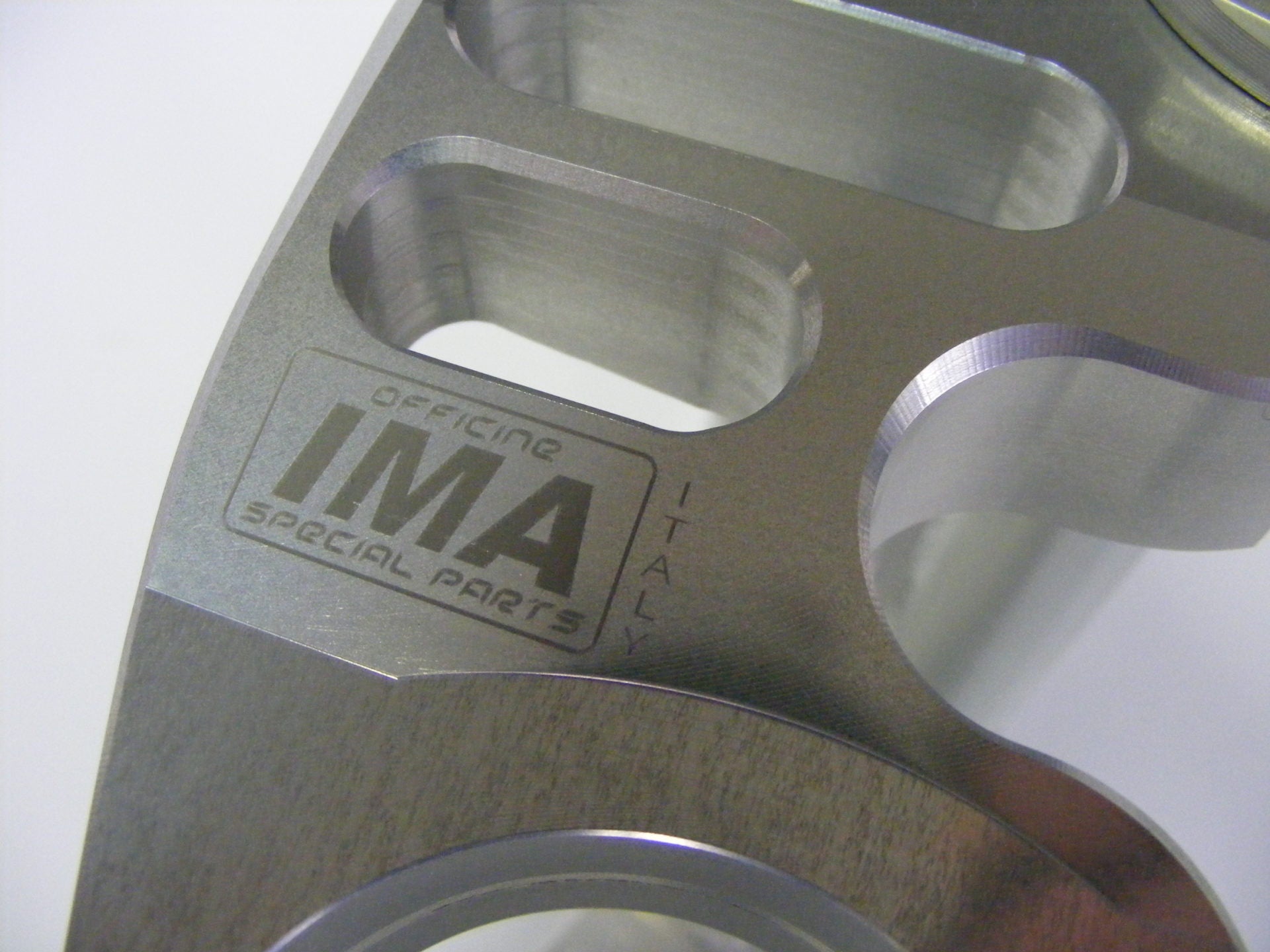 Ima Special Parts Racing Gabelbrücke Suzuki GSX-R 1000 (09-12)