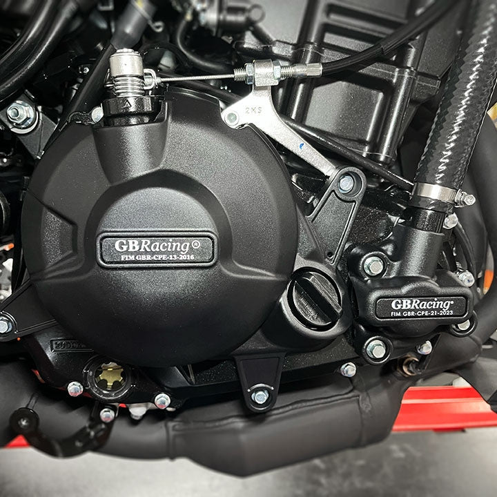 EC-R3-2023-5-GBR-GBRacing-water-pump-and-clutch-cover_720x720.jpg