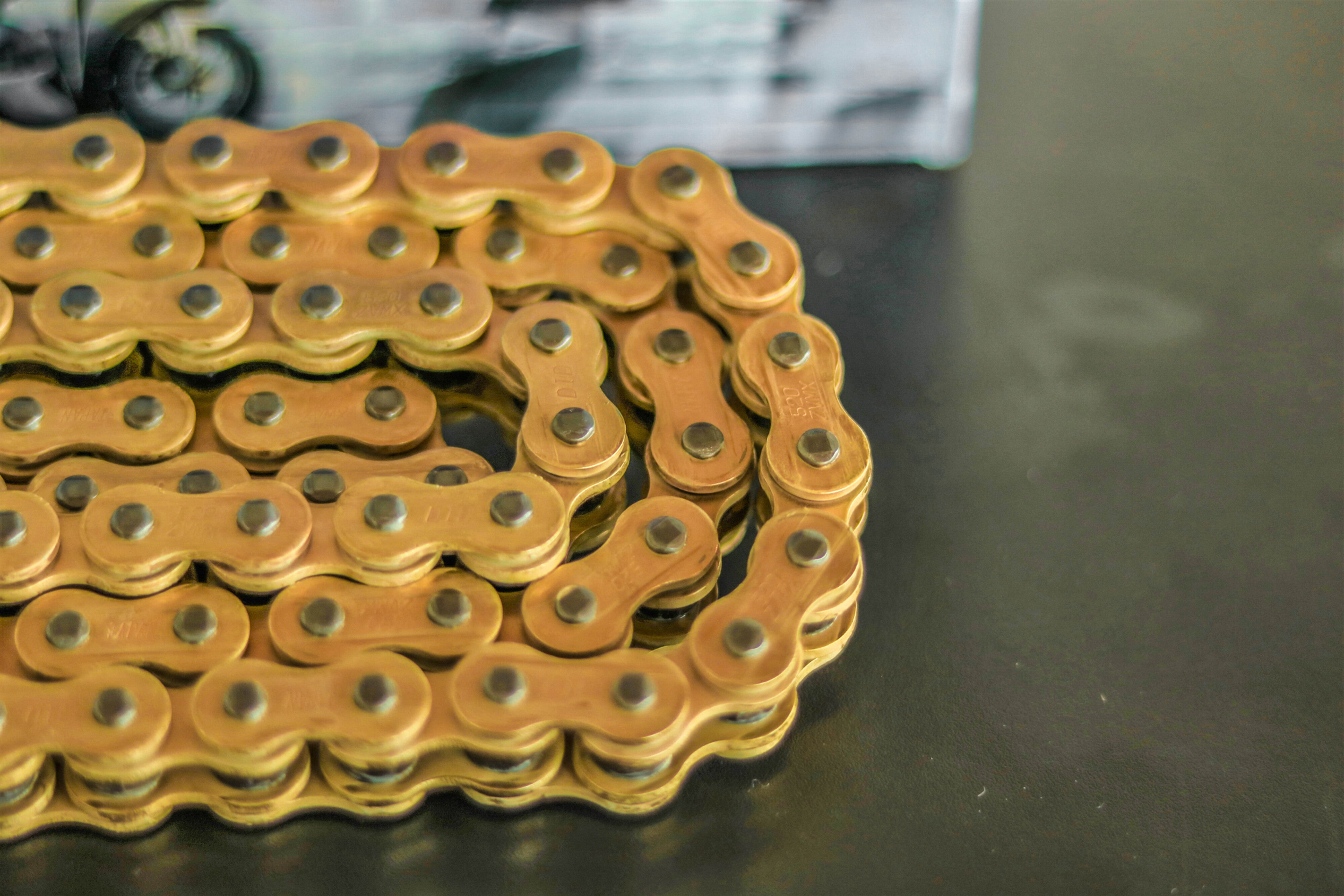 D.I.D 520ZVM-X X-Ring Kette 520 G&G offen mit Nietschloss – 100 bis 132 Glieder