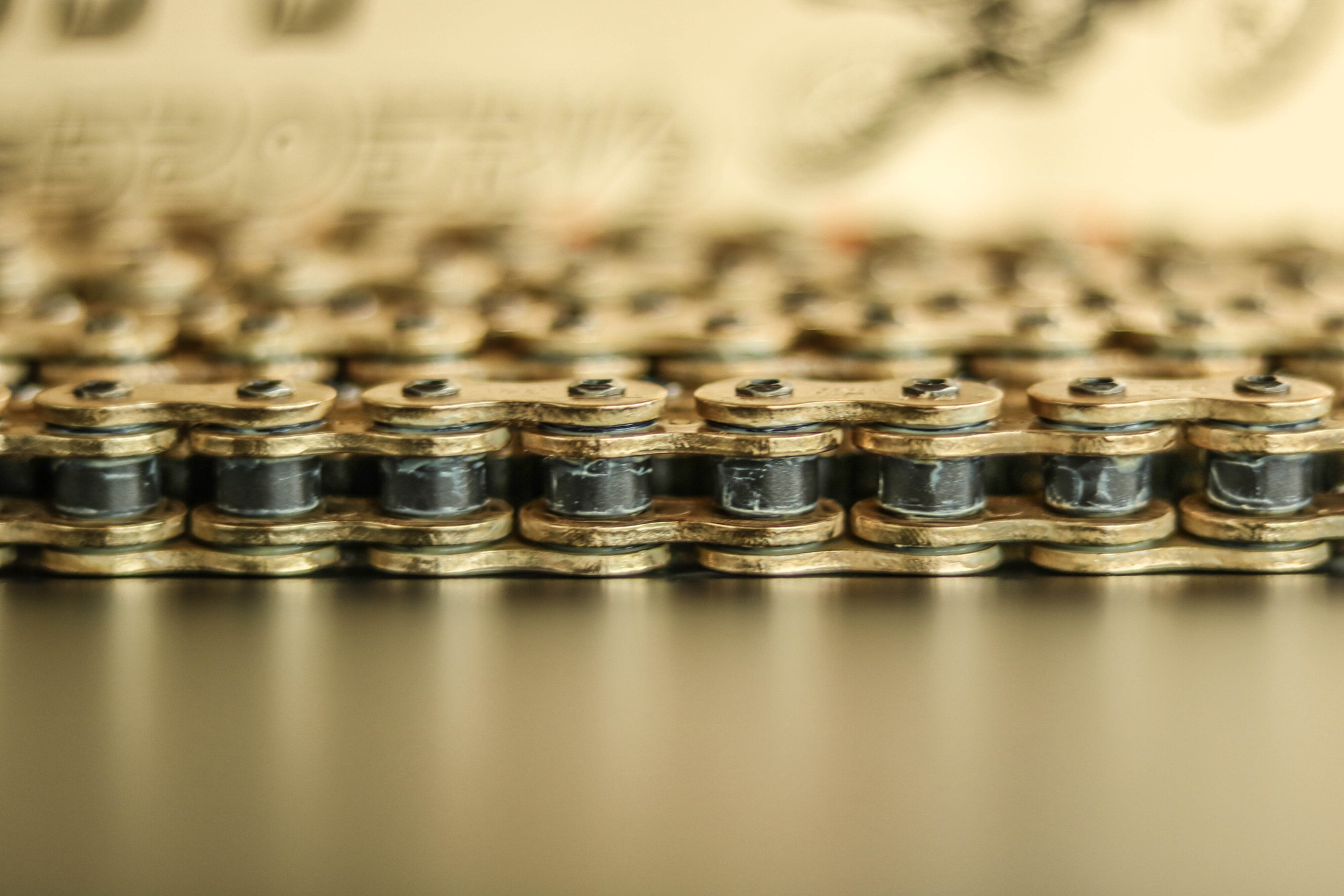 D.I.D 520ERV7 X-Ring Kette 520 G&G offen mit Nietschloss – 100 bis 130 Glieder