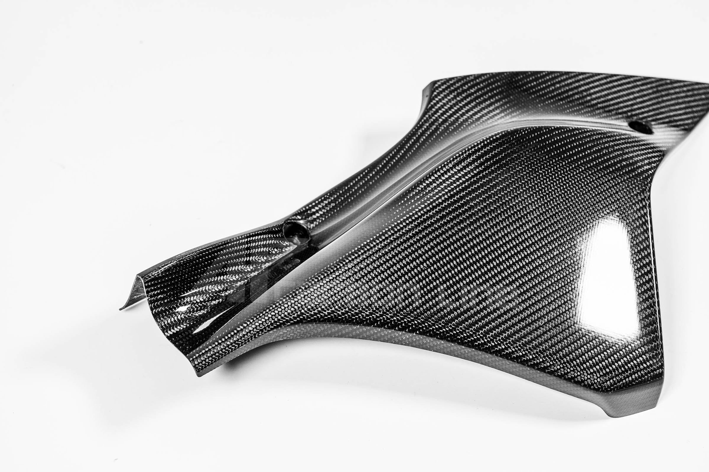 Seitenteil links 200g AP Carbon Line Yamaha YZF-R1/M RN65 (20-26)